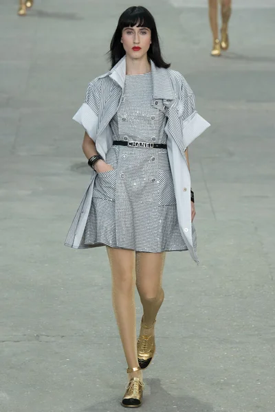 Look 62